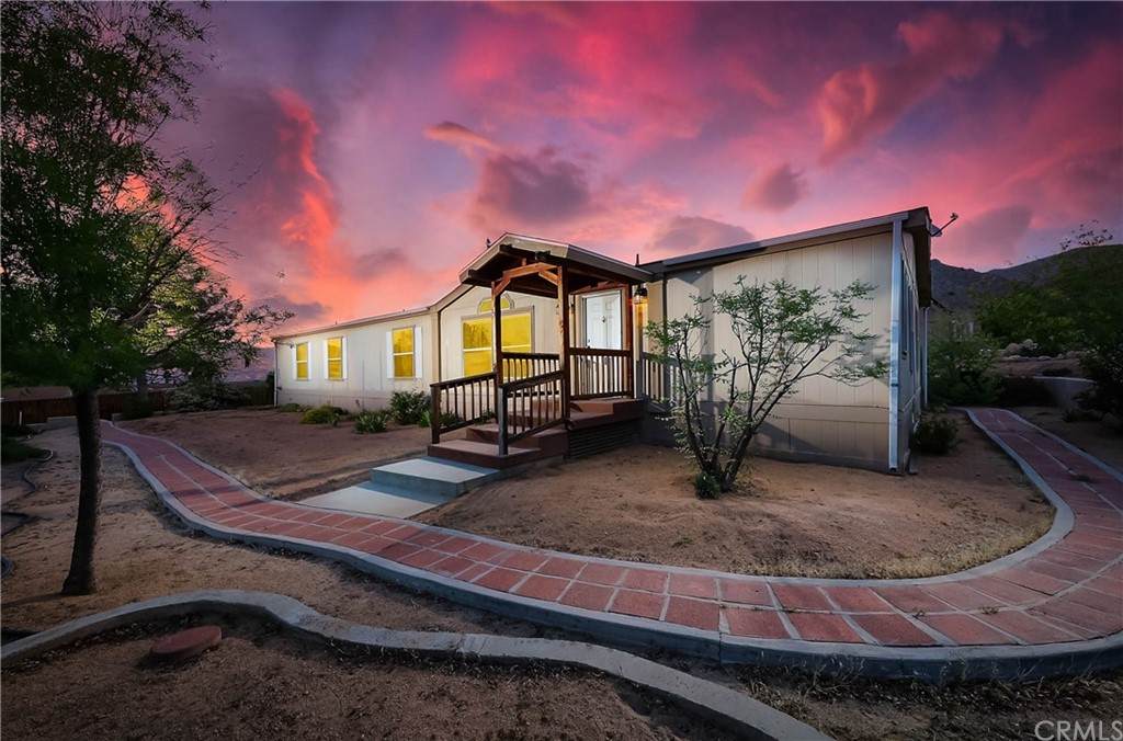 111 Kearns Drive - Photo 1