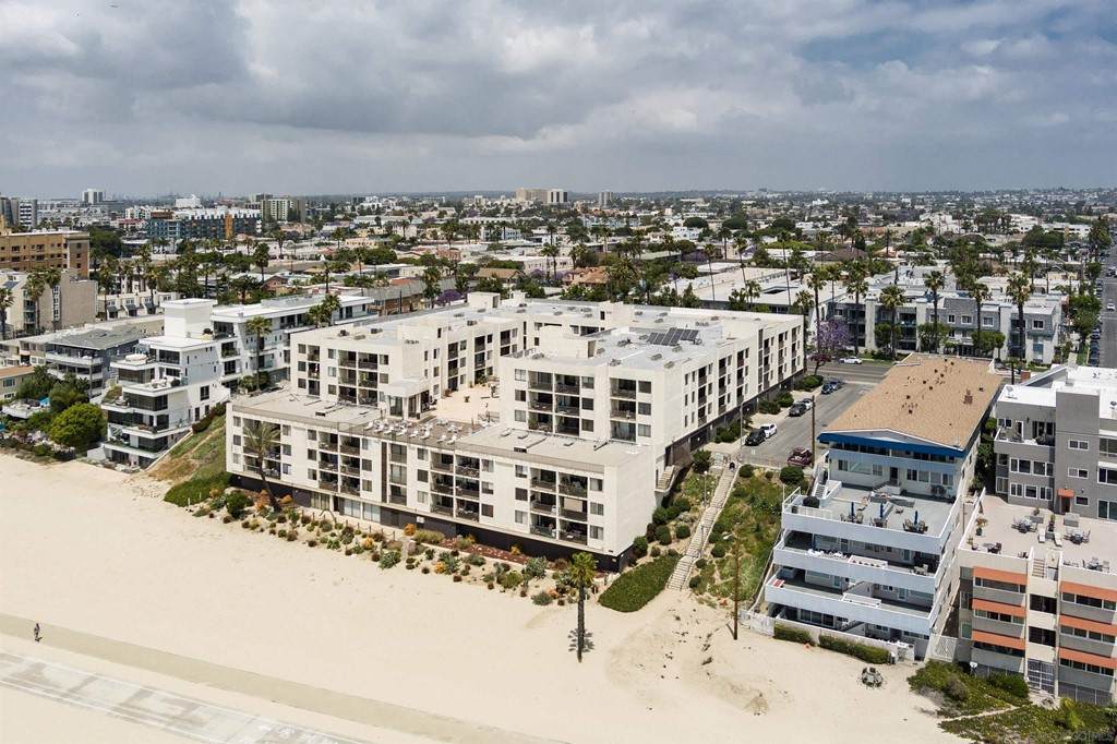1140 Ocean Blvd - Photo 1