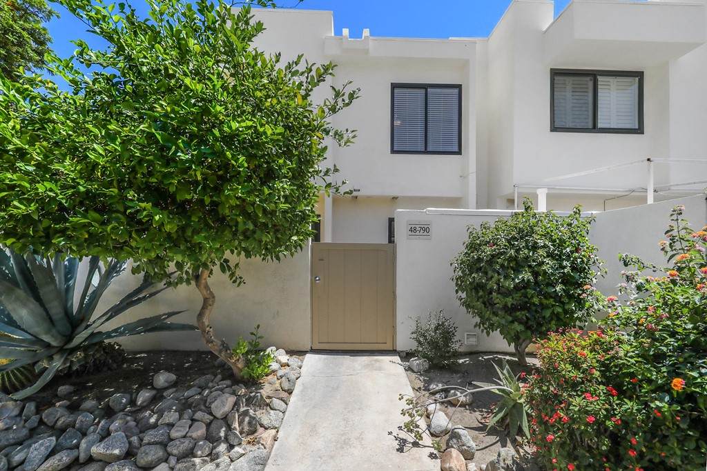 48790 Desert Flower Drive - Photo 1
