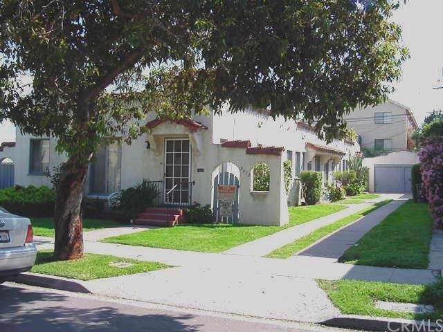 2472 Chestnut Avenue - Photo 1