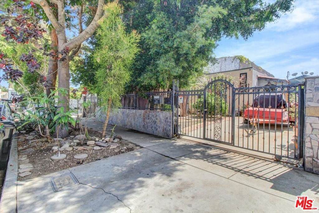 7520 Norton Avenue - Photo 1