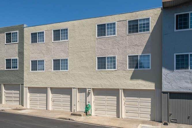 312 Susie Way - Photo 1