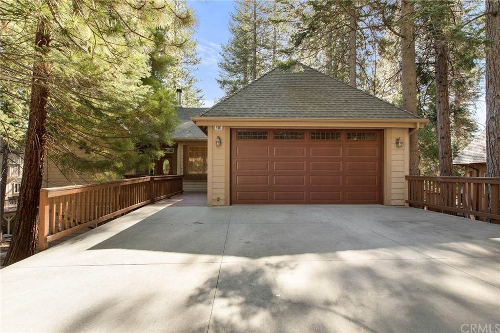 401 Bel Air Drive - Photo 1