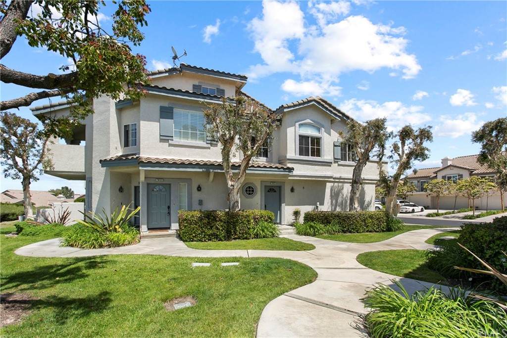 7831 Horizon View Drive - Photo 1
