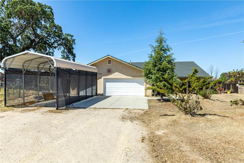 7720 Whispering Trails Place - Photo 1