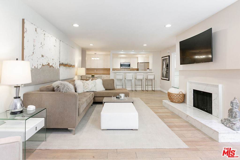 9025 Keith Avenue - Photo 1