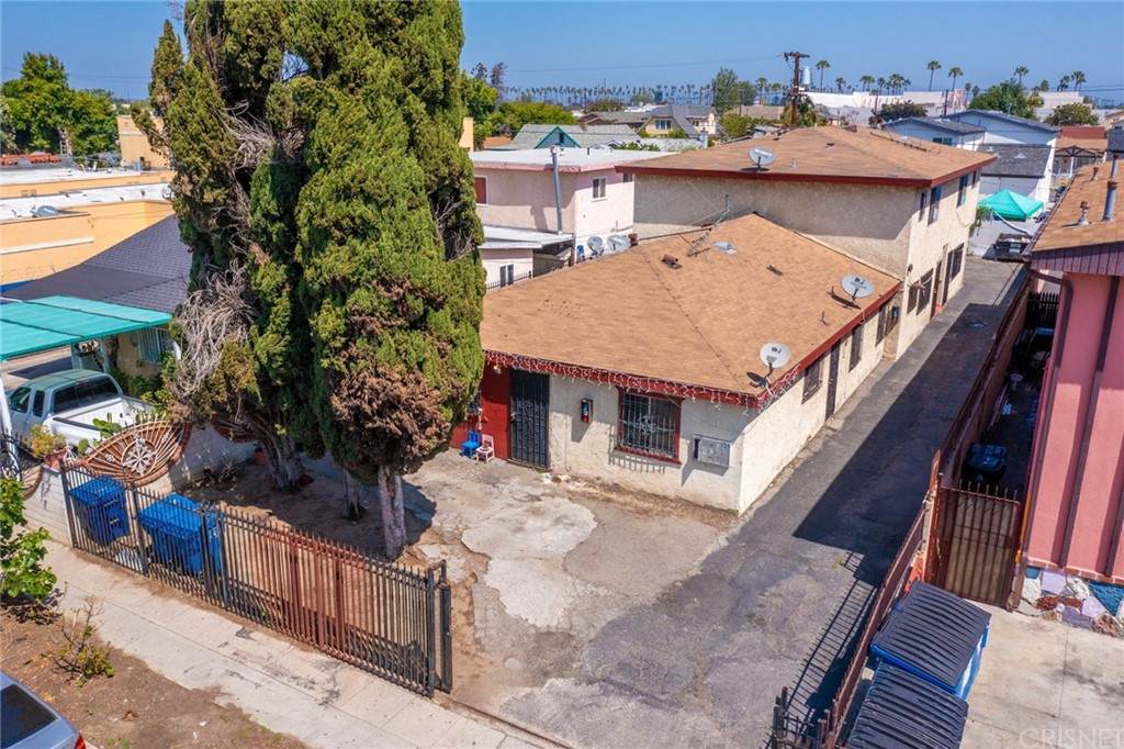 917 61st Street - Photo 1