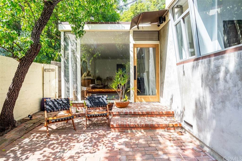 905 Beverly Glen Boulevard - Photo 1