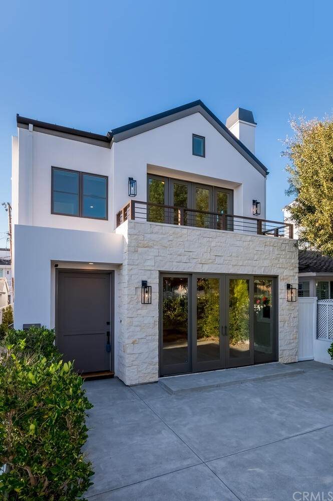 711 Marigold Avenue - Photo 1