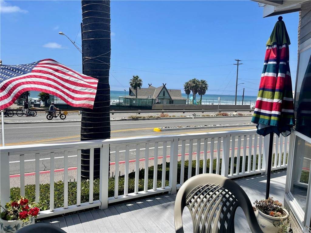 103 Ocean Drive - Photo 1