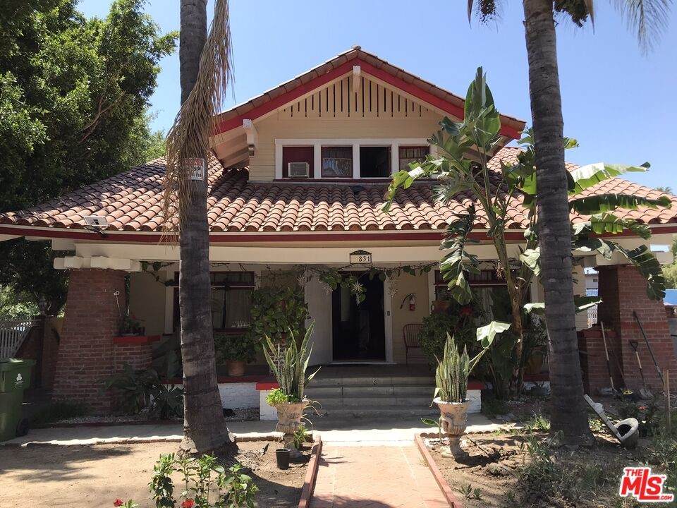 831 Mariposa Avenue - Photo 1