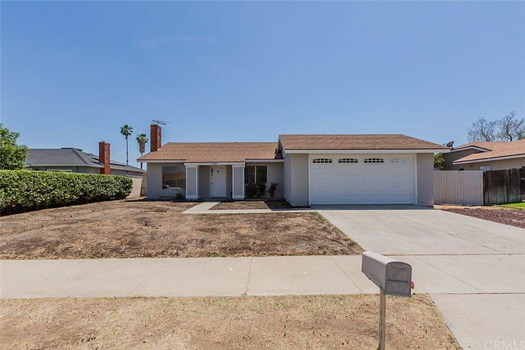 25187 Sugar Hill Road - Photo 1