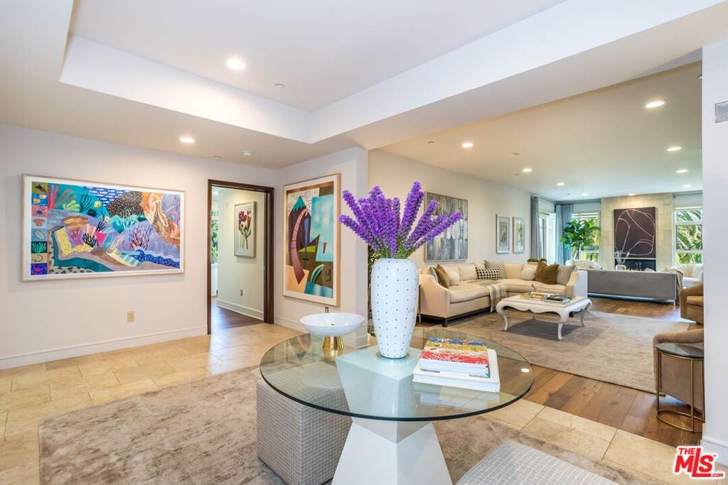 447 Doheny Drive - Photo 1