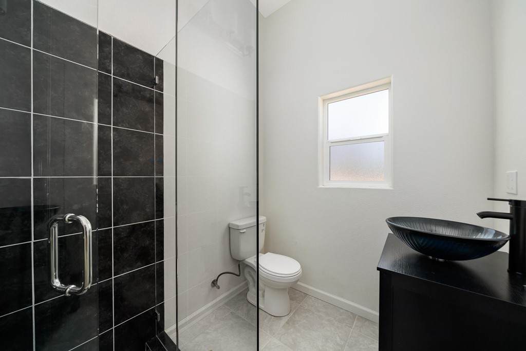 73361 David Way - Photo 1