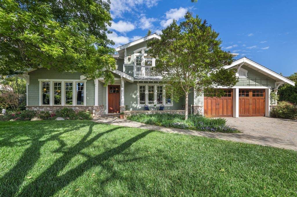 1689 Middleton Avenue - Photo 1