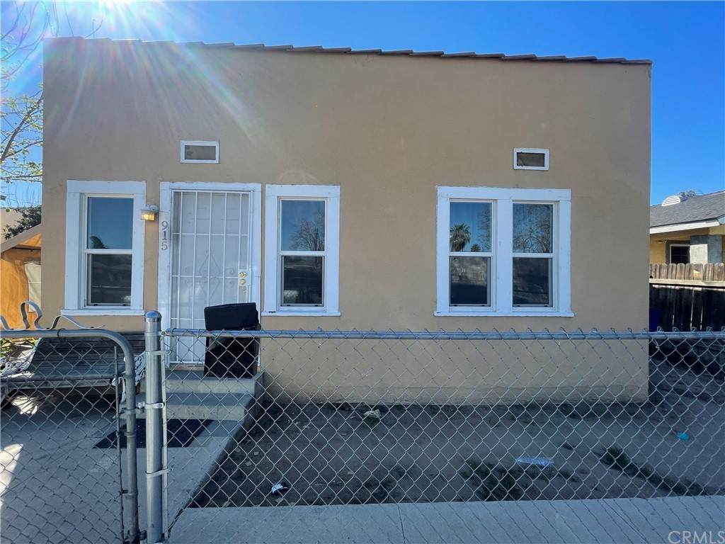 911 P Street - Photo 1