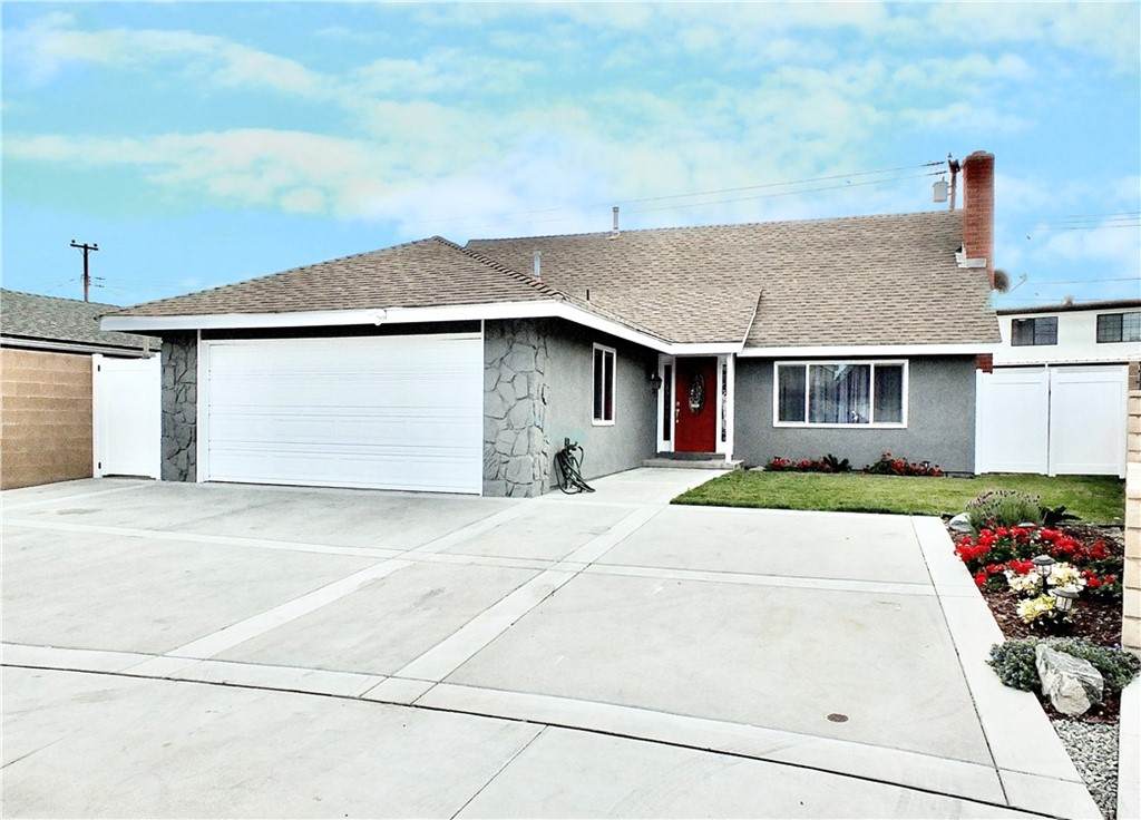 24736 Marbella Avenue - Photo 1