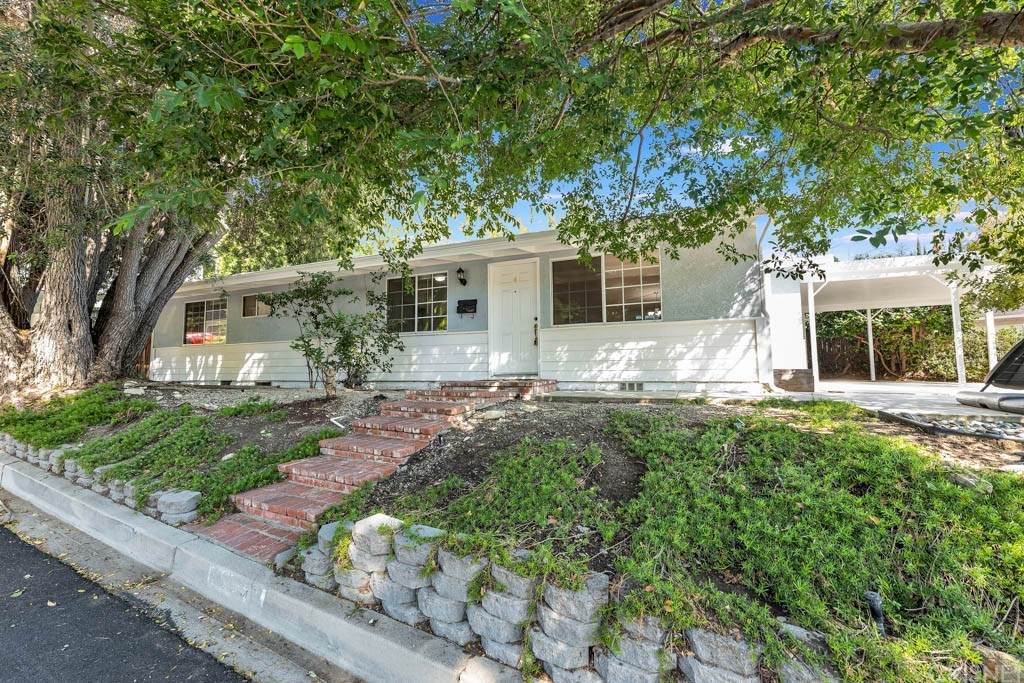 22267 De La Osa Street - Photo 1