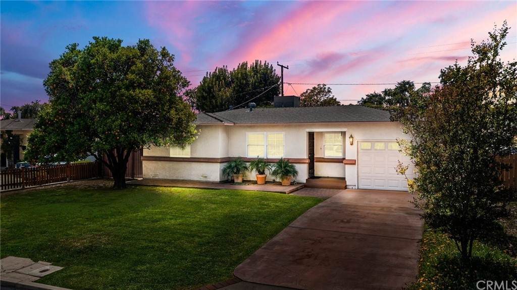 409 King Place - Photo 1