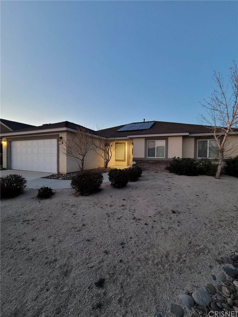1425 Richfield Avenue - Photo 1
