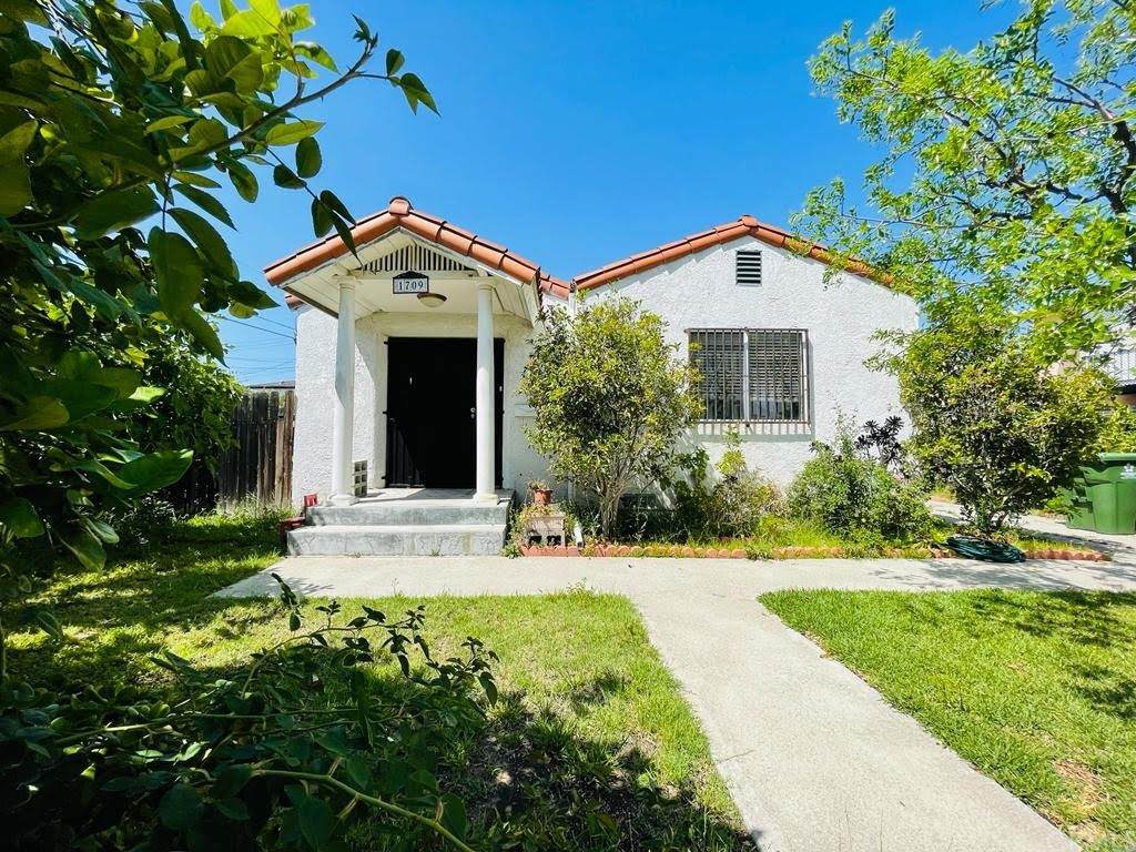 1709 Shorb Street - Photo 1