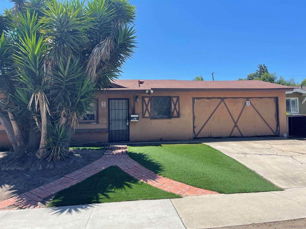 8859 Crestmore Ave - Photo 1