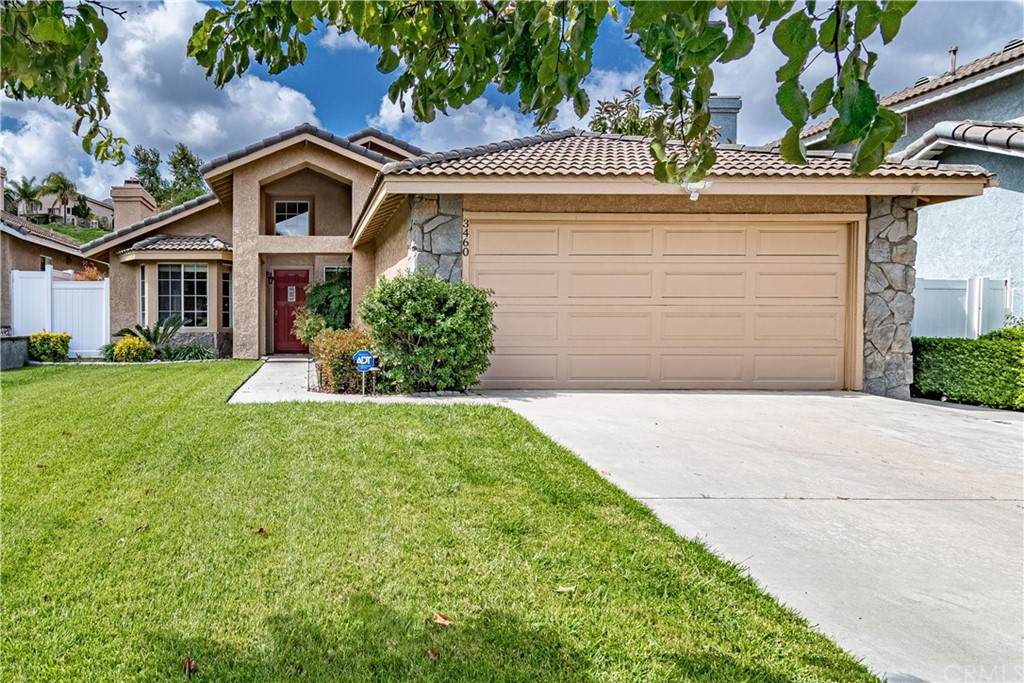 3460 Mountainside Circle - Photo 1