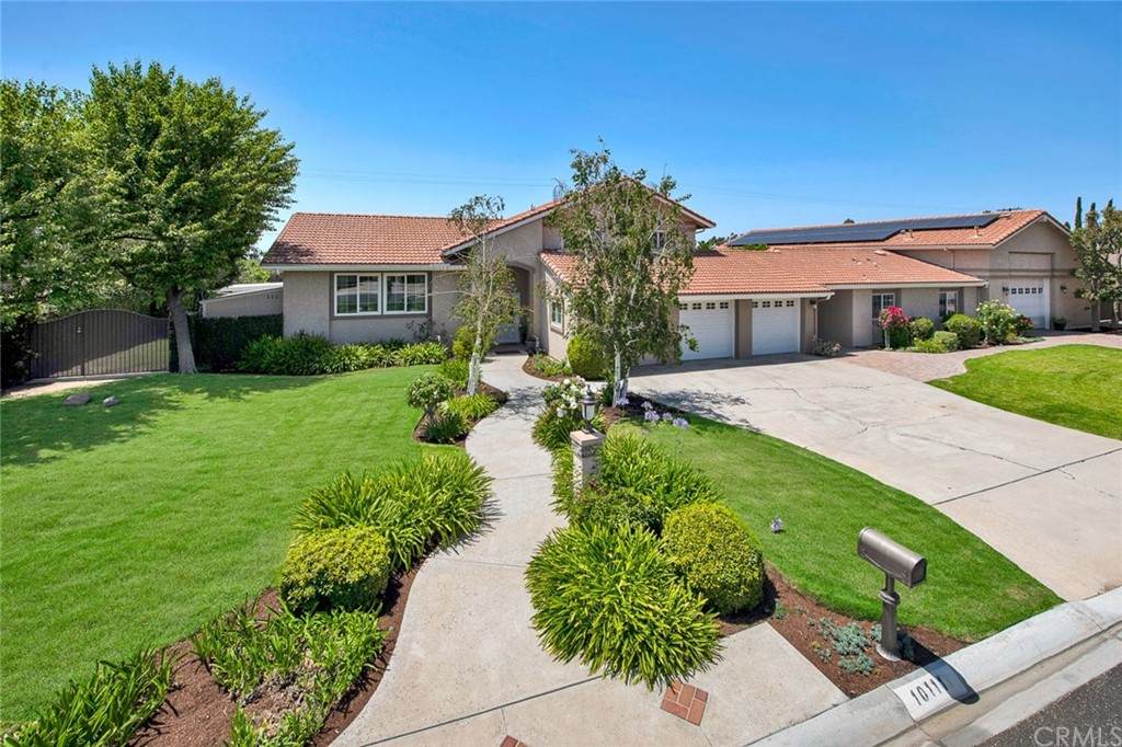 10111 Phelan Drive - Photo 1