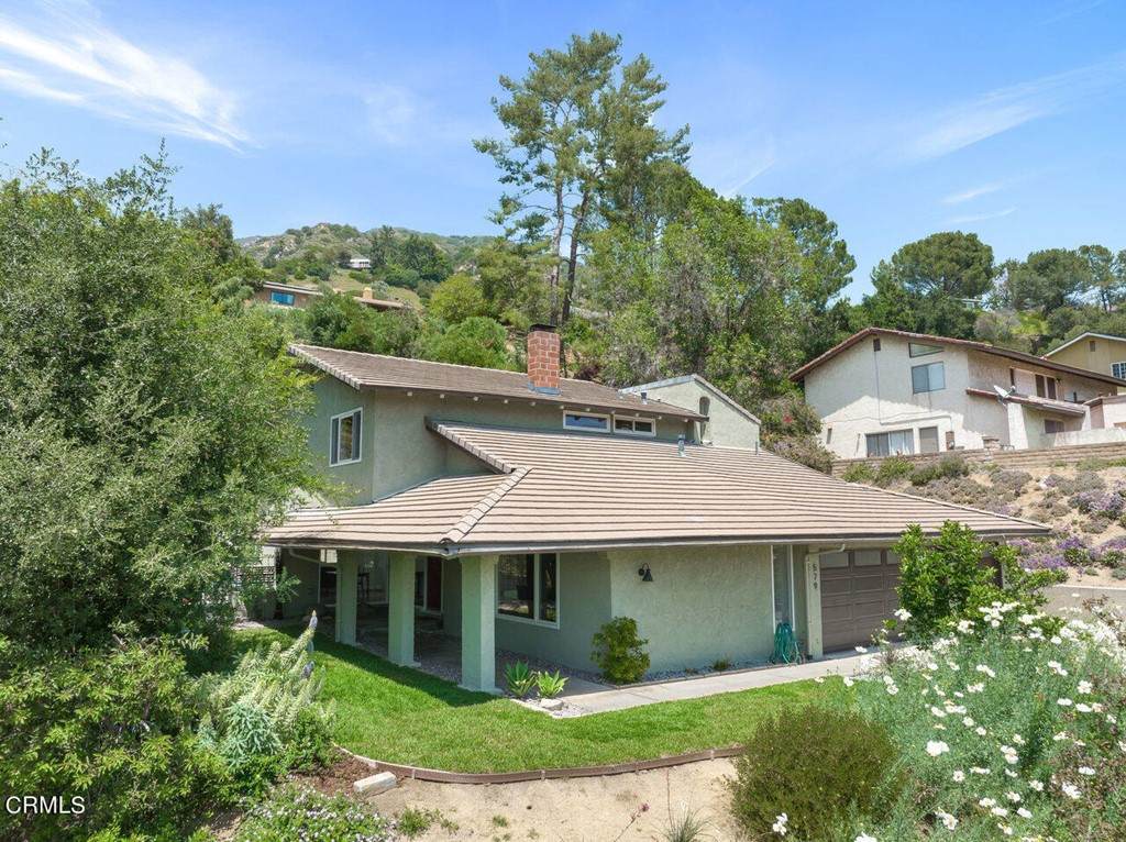 579 Acacia Street - Photo 1