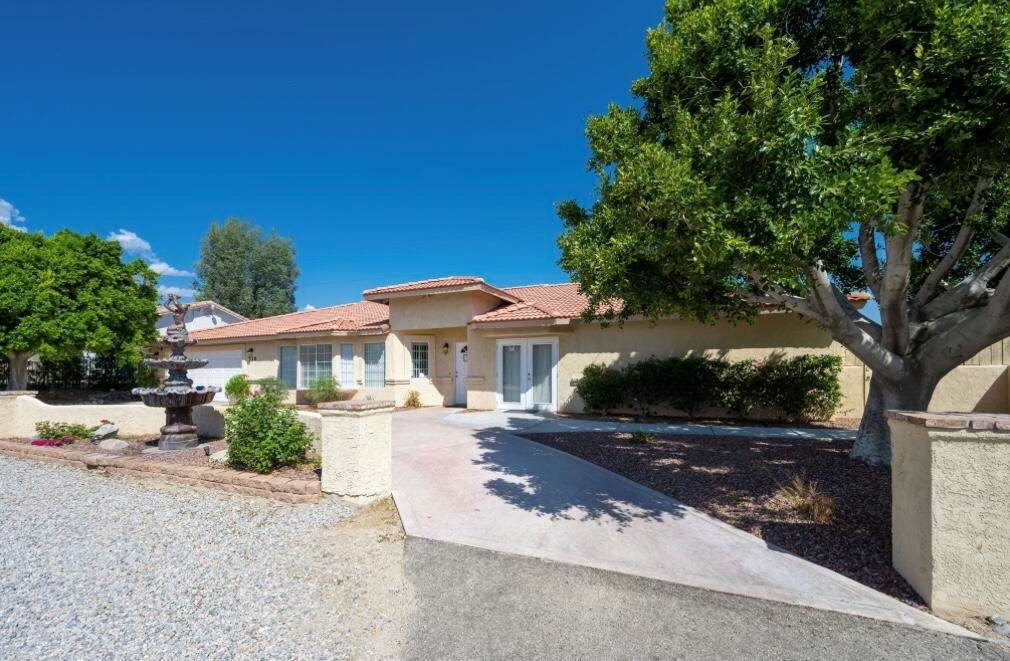 378 Cortez Road - Photo 1
