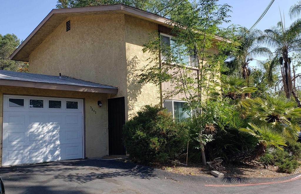 3802 4 American Avenue - Photo 1