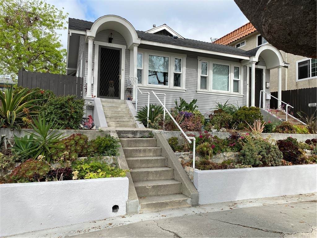 1221 Alma Street - Photo 1