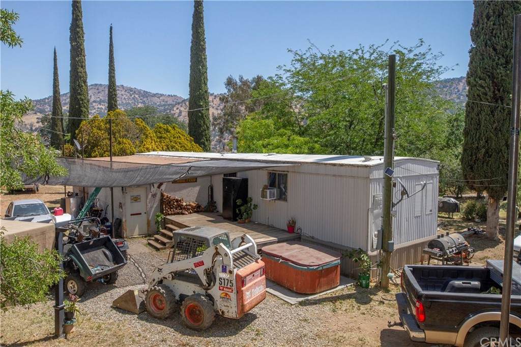 38539 Roundtree Lane - Photo 1