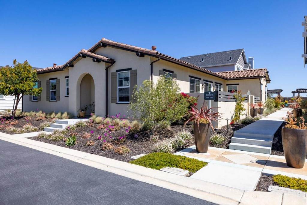 18495 Mcclellan Circle - Photo 1