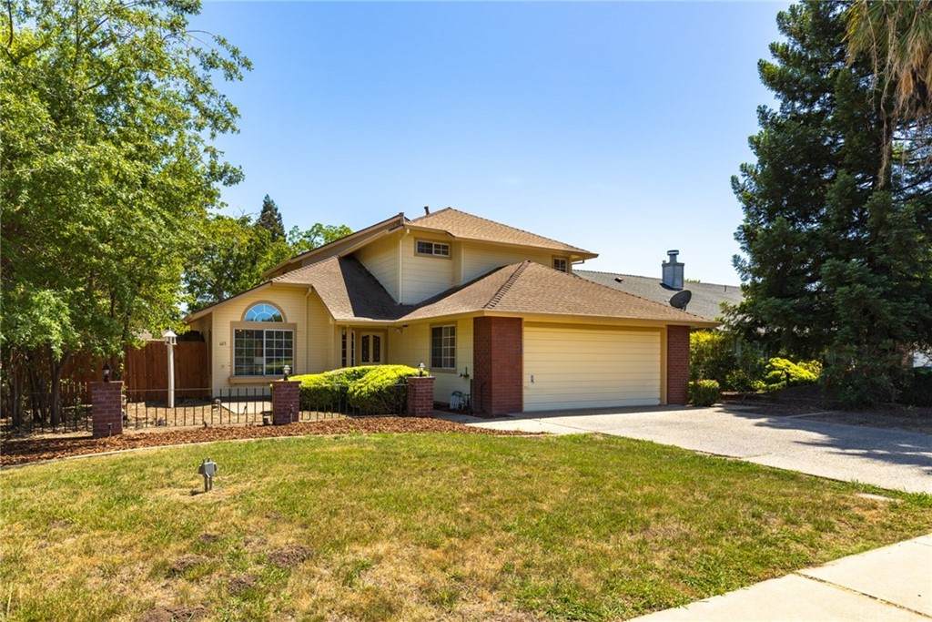 615 11th Avenue - Photo 1