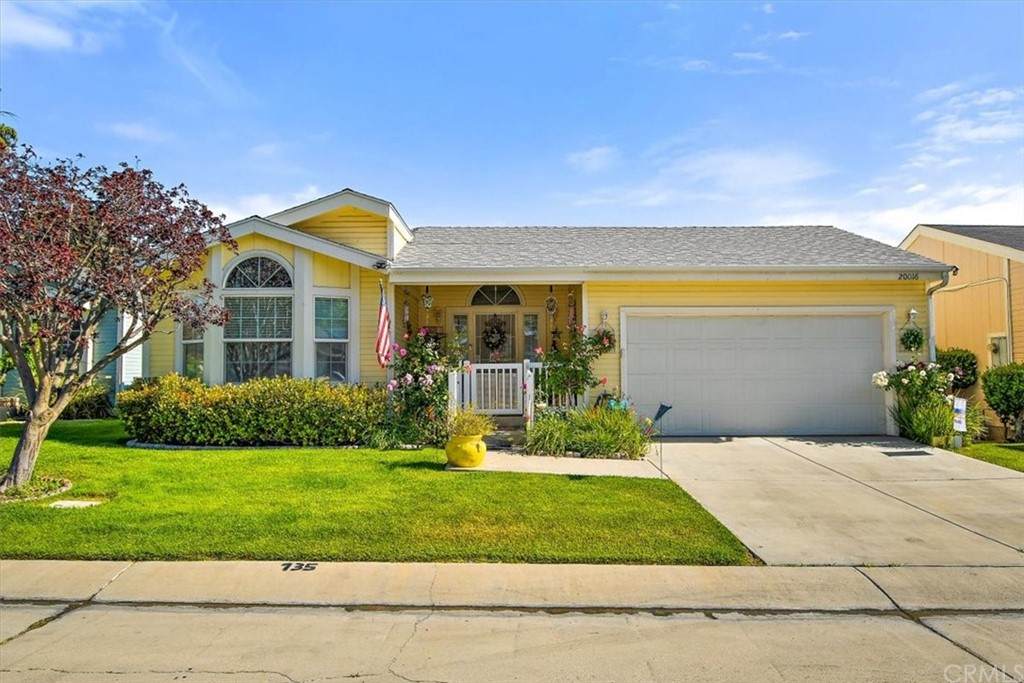 20016 Crestview Drive - Photo 1