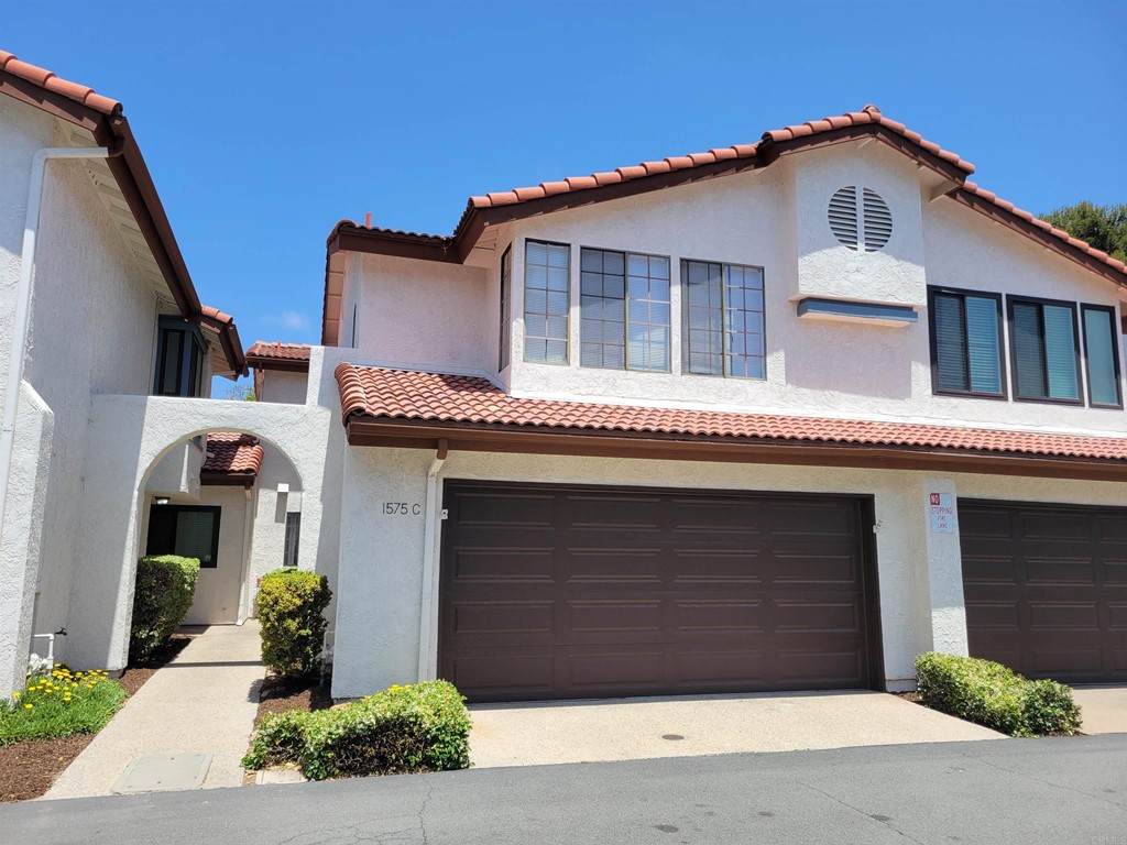 1575 Apache Drive - Photo 1