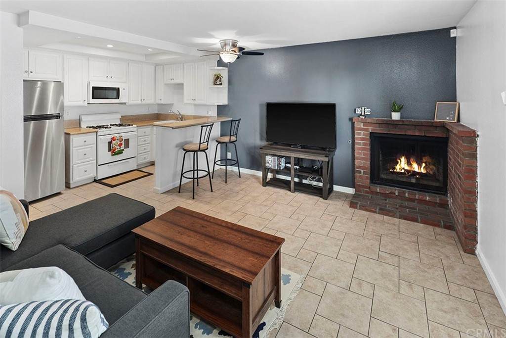 3113 Atlantic Avenue - Photo 1