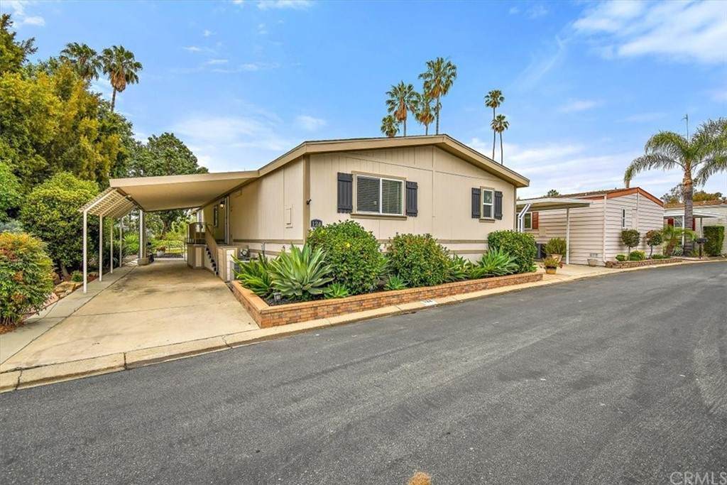 15111 Pipeline Avenue - Photo 1