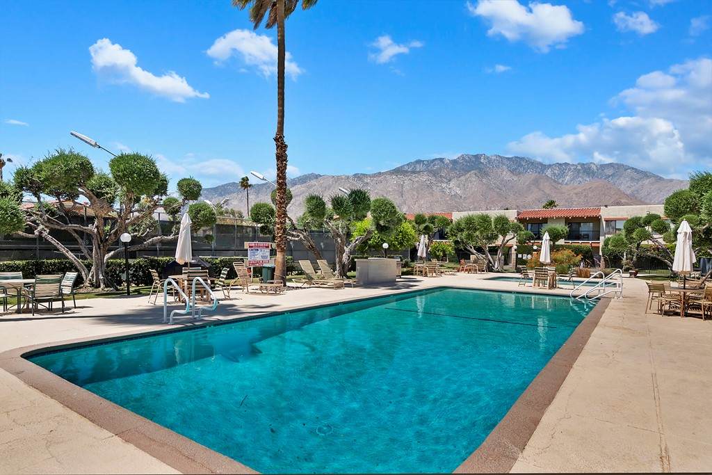 1407 Sunrise Way - Photo 1