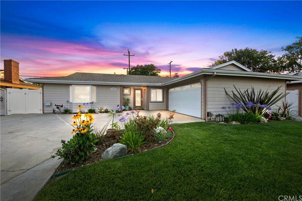 11831 Lamplighter Street - Photo 1