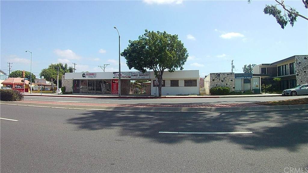 2603 Beverly Boulevard - Photo 1