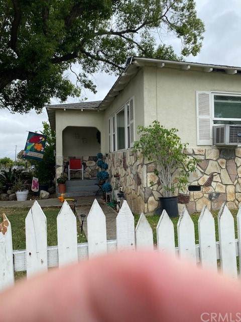 507 511 Chester Place - Photo 1