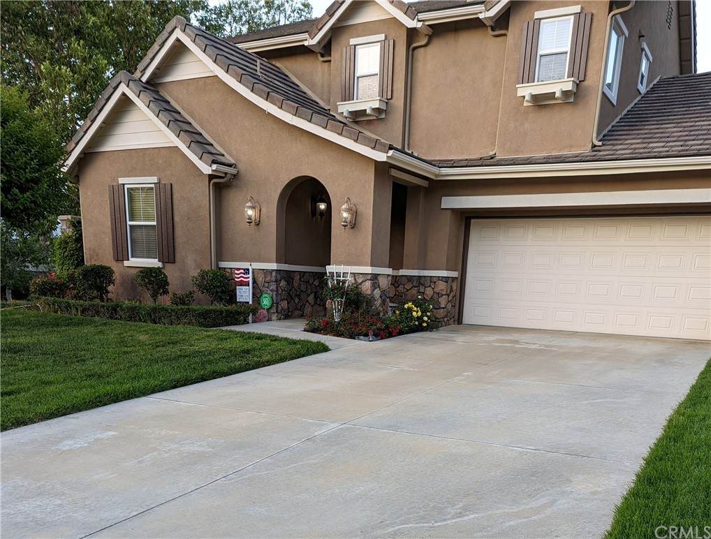 16301 Fox Hollow Way - Photo 1