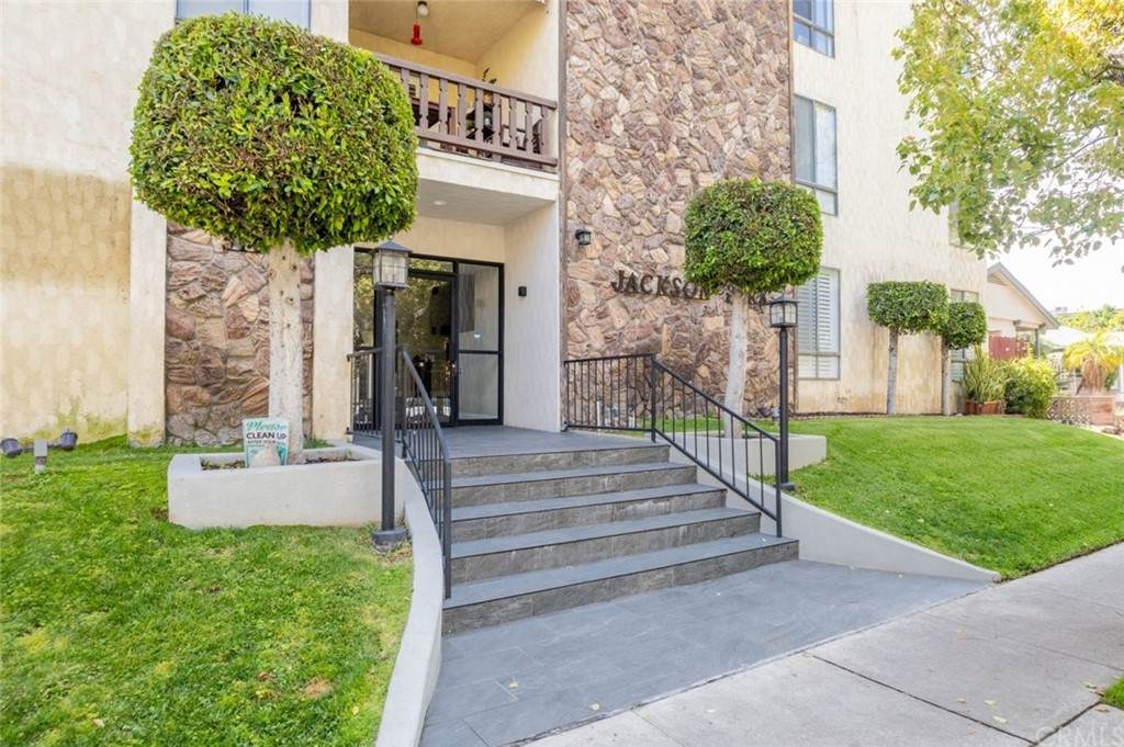 510 Jackson Street - Photo 1