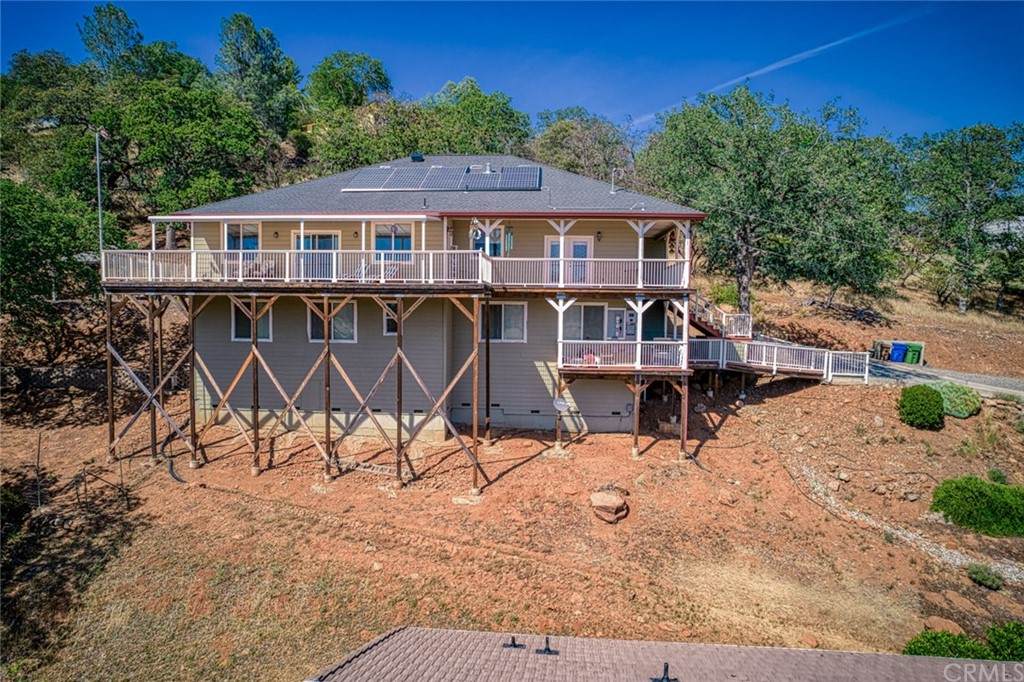 17249 Knollview Drive - Photo 1