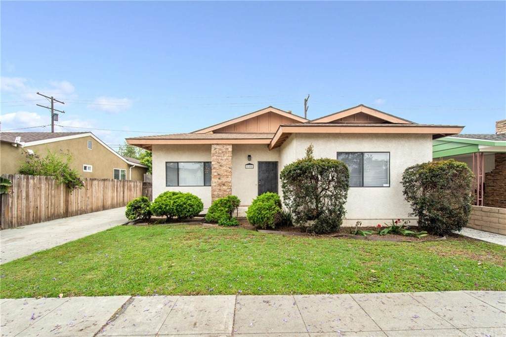 160 Mountain View Street - Photo 1