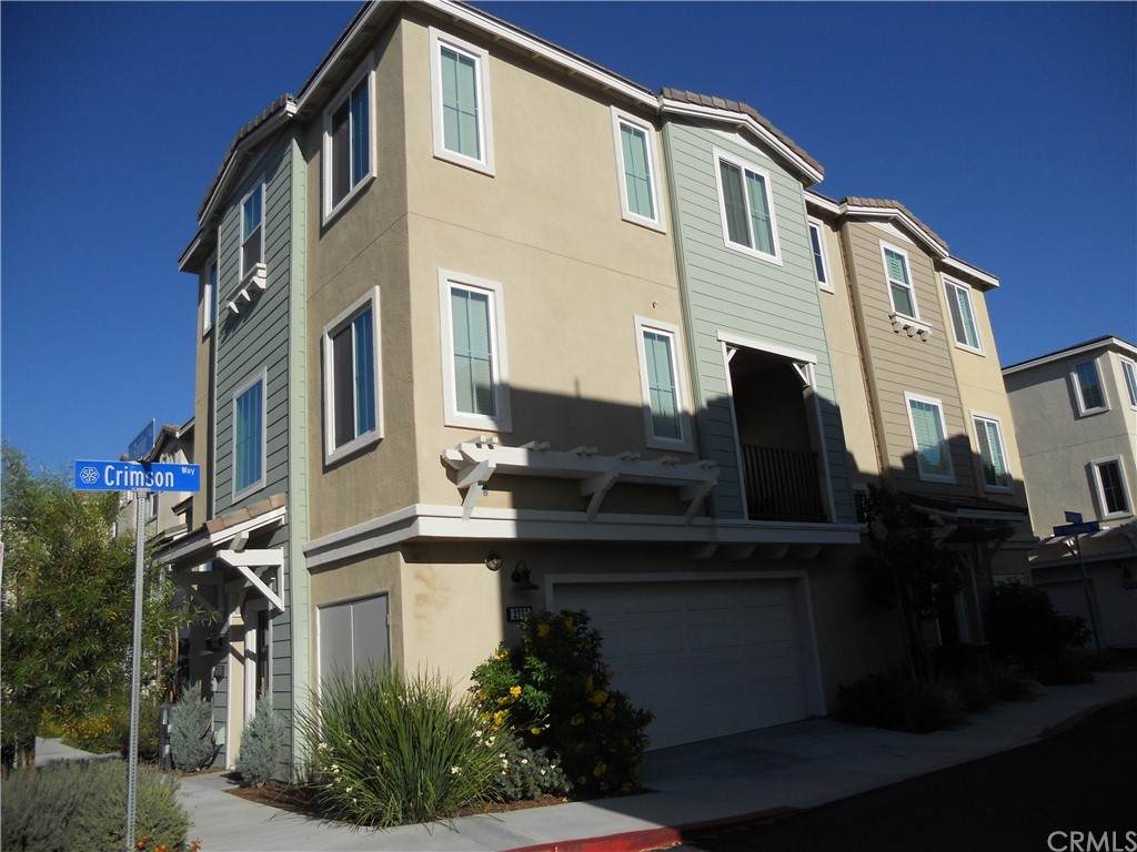 2750 Crimson Way - Photo 1