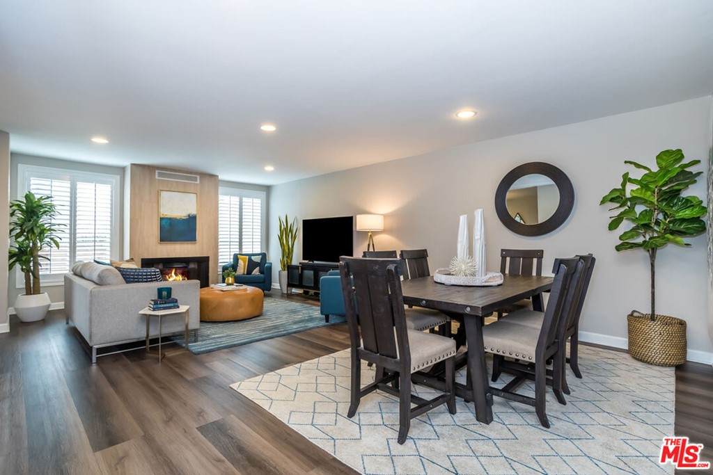 1221 Kings Road - Photo 1