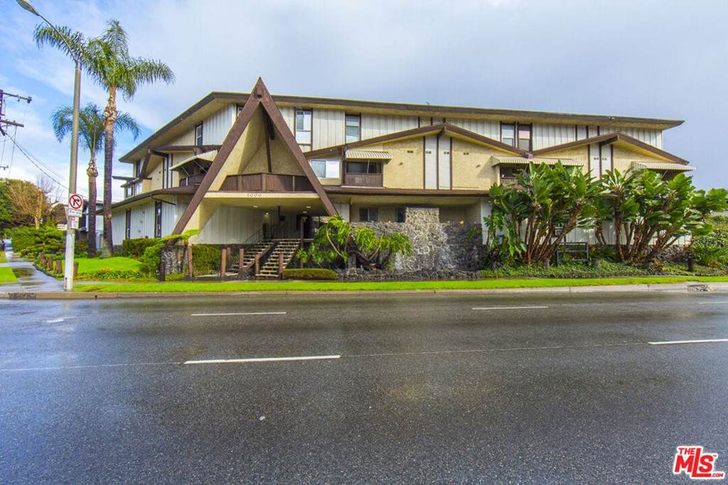 7000 La Cienega Boulevard - Photo 1